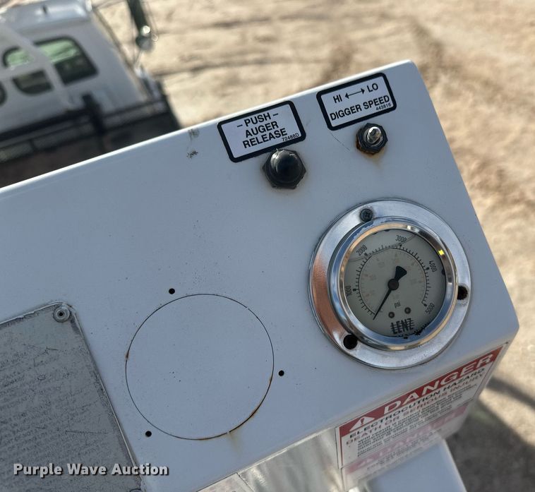 image for item EK9774 2007 Sterling Acterra  digger derrick truck