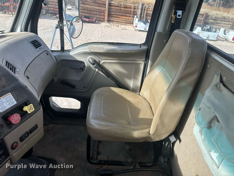 image for item EK9774 2007 Sterling Acterra  digger derrick truck