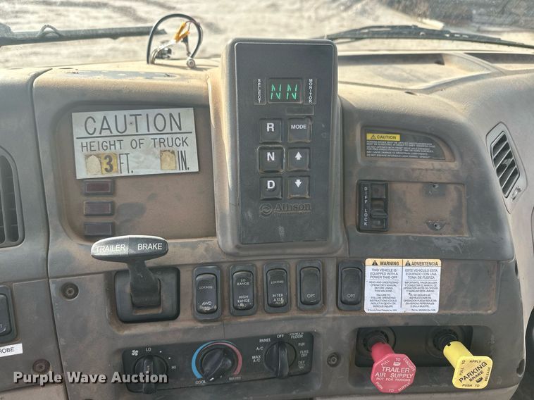 image for item EK9774 2007 Sterling Acterra  digger derrick truck