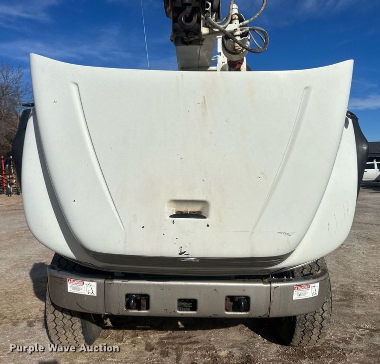 image for item EK9774 2007 Sterling Acterra  digger derrick truck