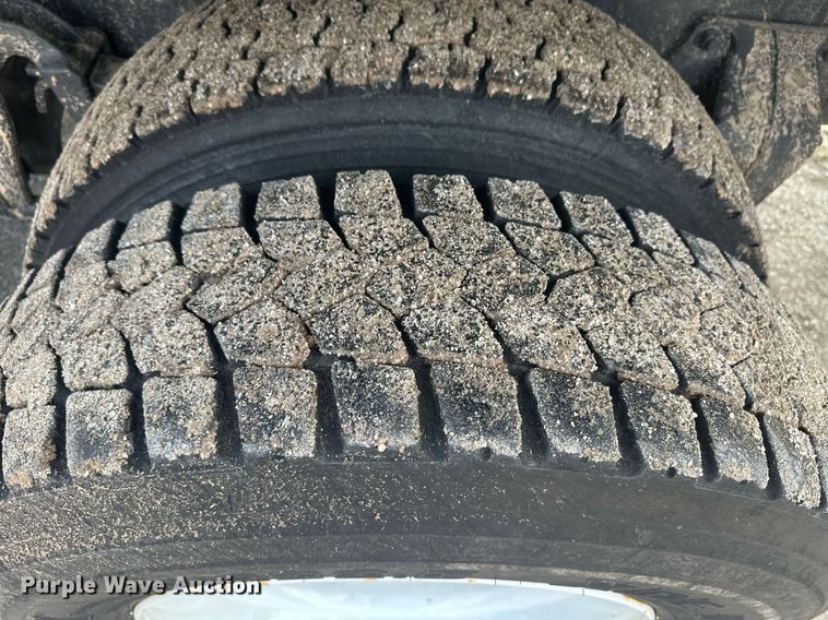 image for item EK9774 2007 Sterling Acterra  digger derrick truck