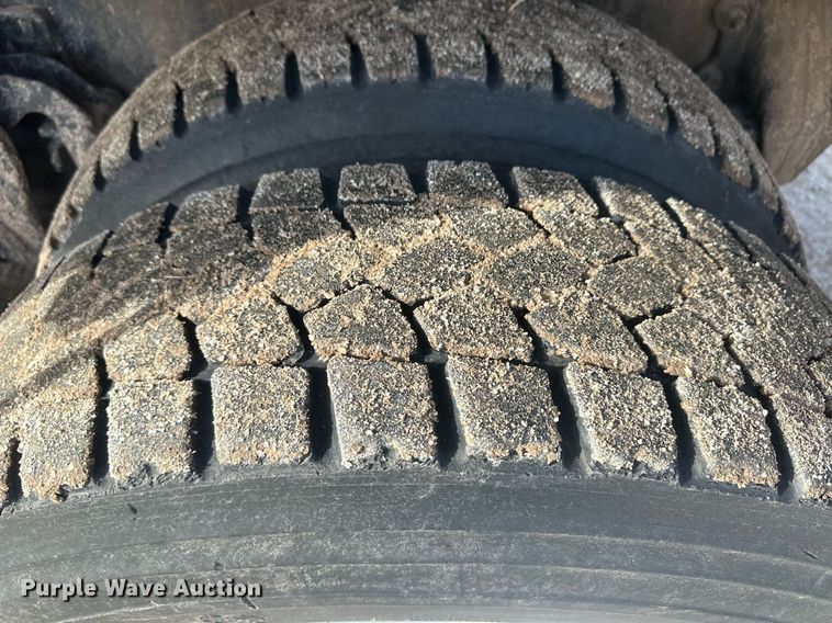 image for item EK9774 2007 Sterling Acterra  digger derrick truck