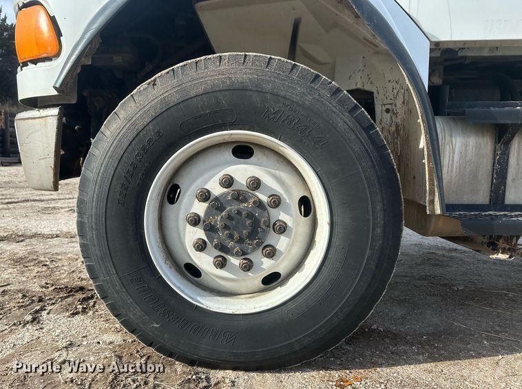 image for item EK9774 2007 Sterling Acterra  digger derrick truck