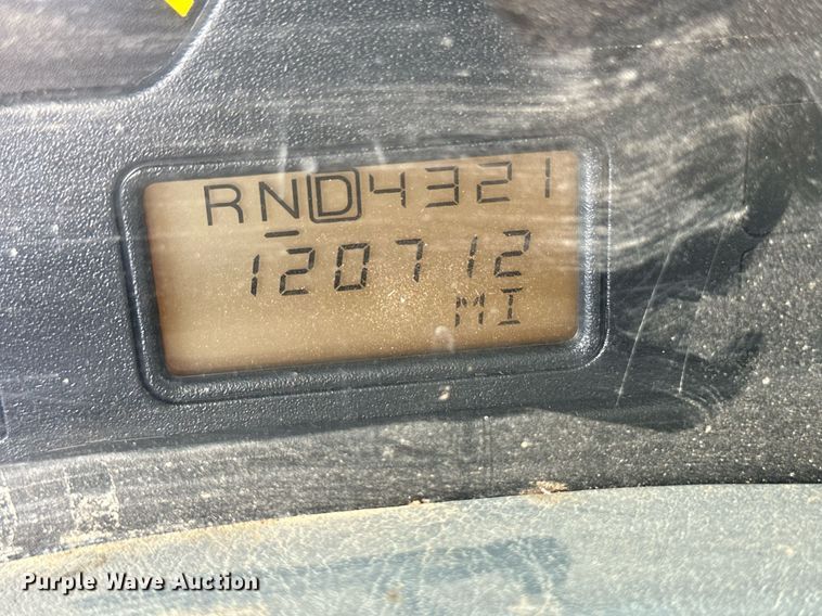 image for item EK9775 2007 International 7300  bucket truck