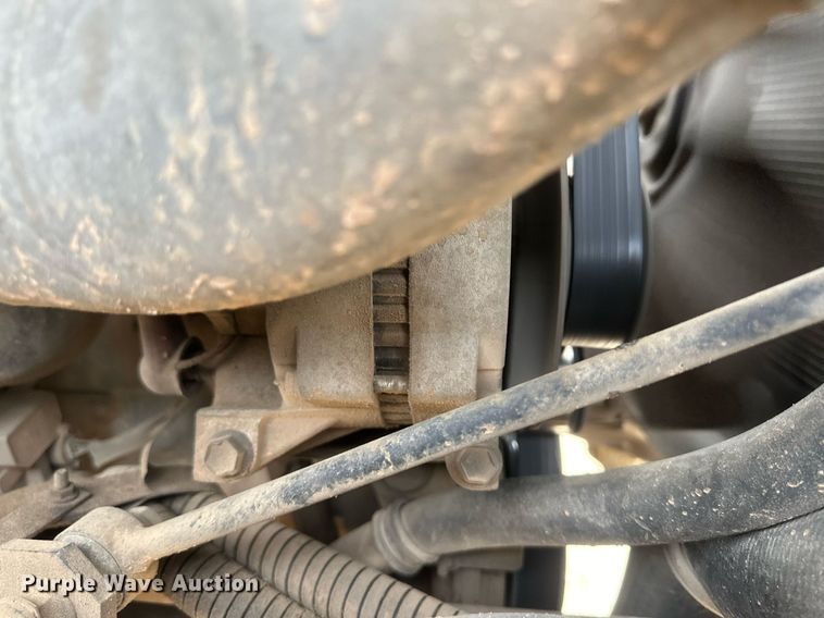 image for item EK9775 2007 International 7300  bucket truck