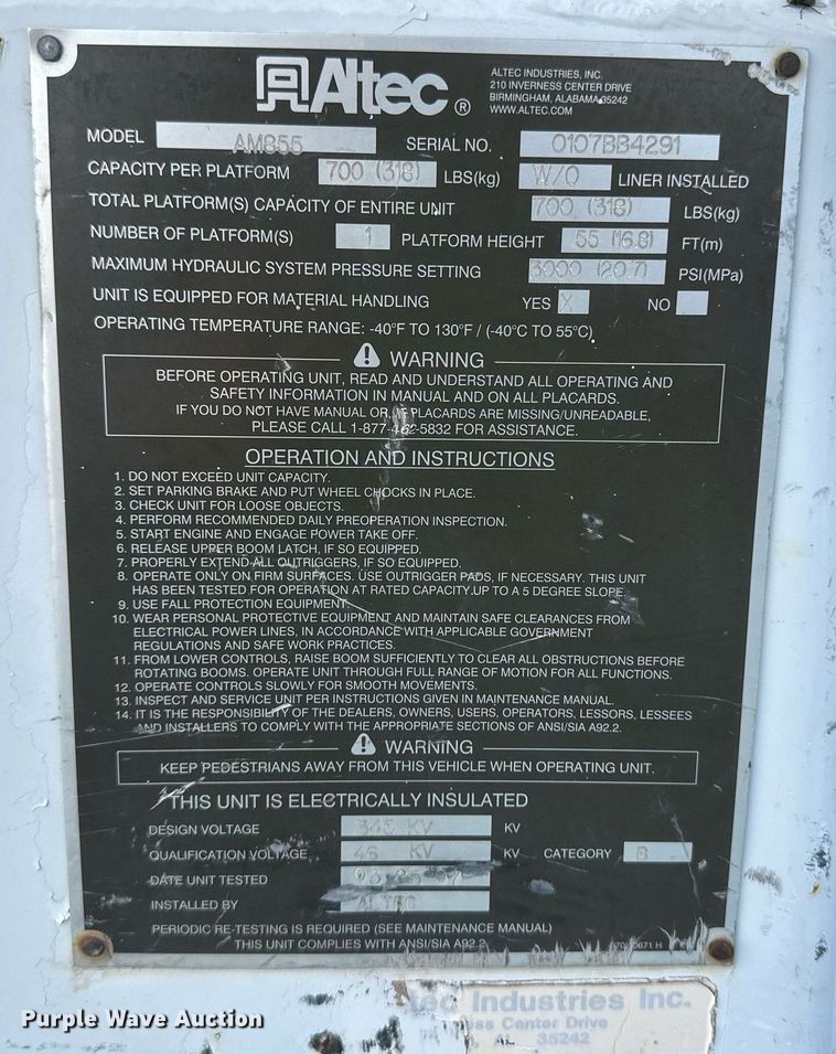 image for item EK9777 2007 International 7300  bucket truck