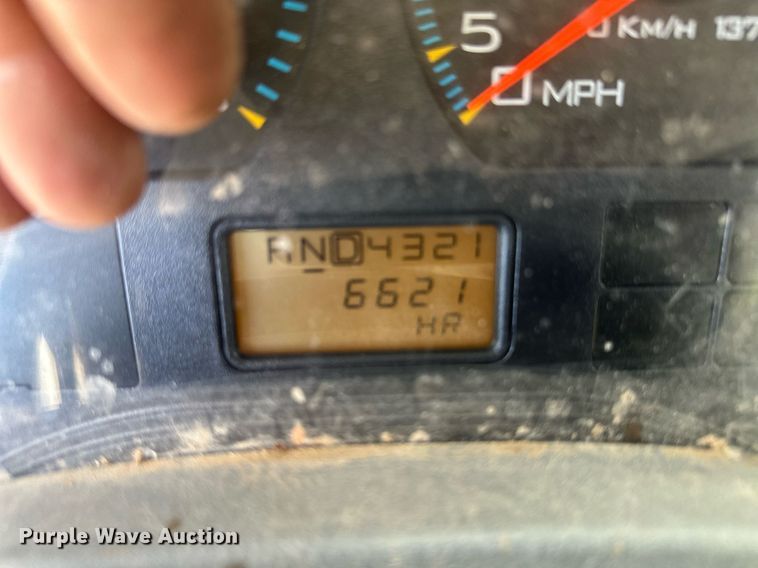 image for item EK9777 2007 International 7300  bucket truck