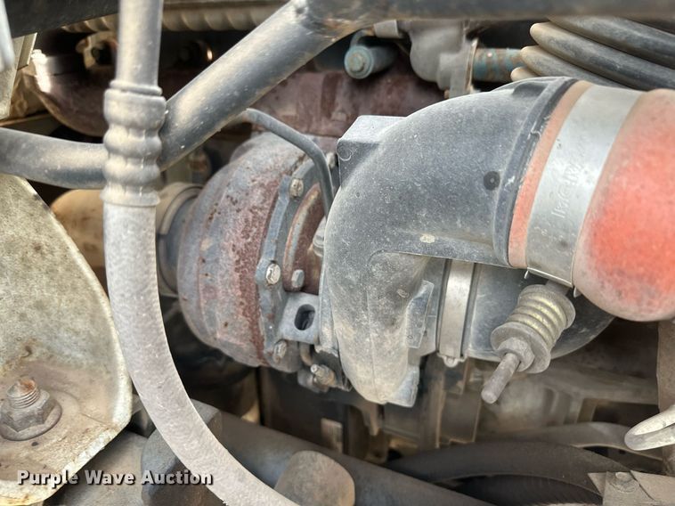 image for item EK9777 2007 International 7300  bucket truck