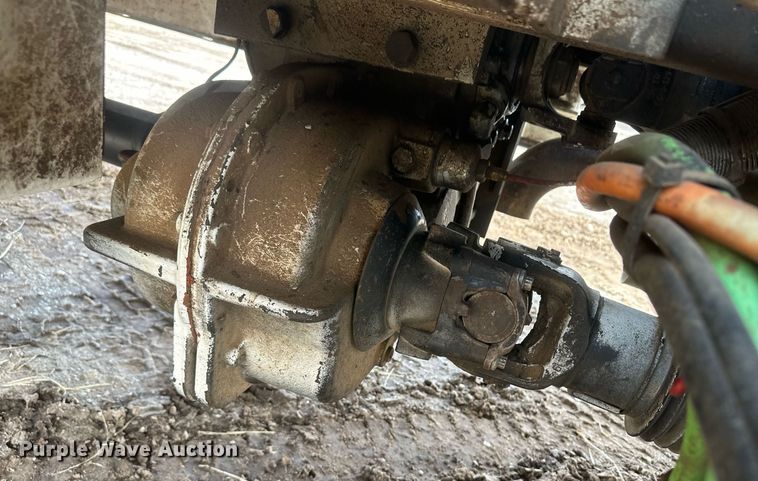 image for item EK9777 2007 International 7300  bucket truck