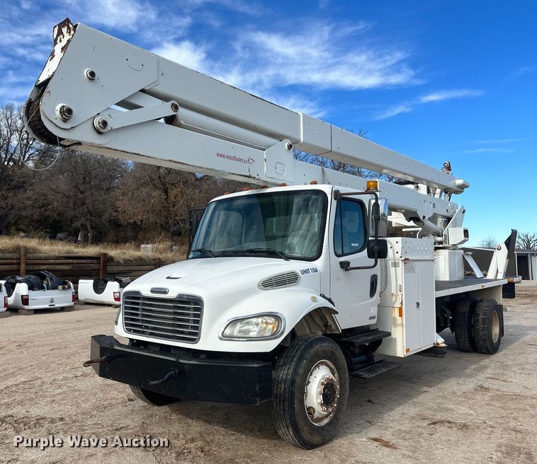 image for item EK9778 2007 Freightliner Business Class M2 106  bucket truck