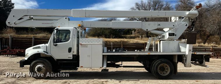 image for item EK9778 2007 Freightliner Business Class M2 106  bucket truck