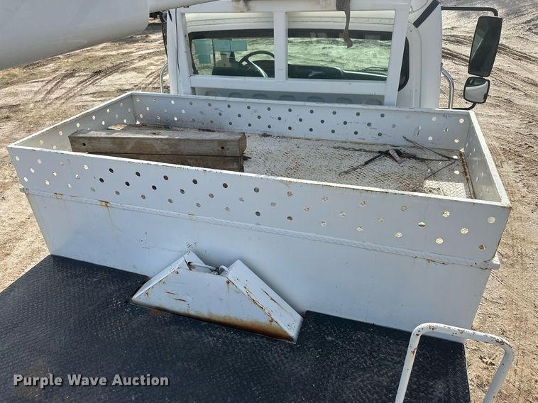 image for item EK9778 2007 Freightliner Business Class M2 106  bucket truck