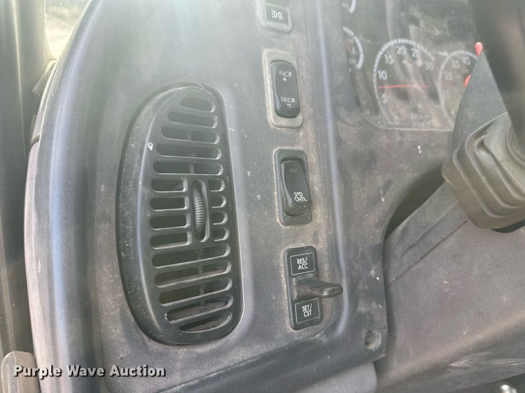 image for item EK9778 2007 Freightliner Business Class M2 106  bucket truck