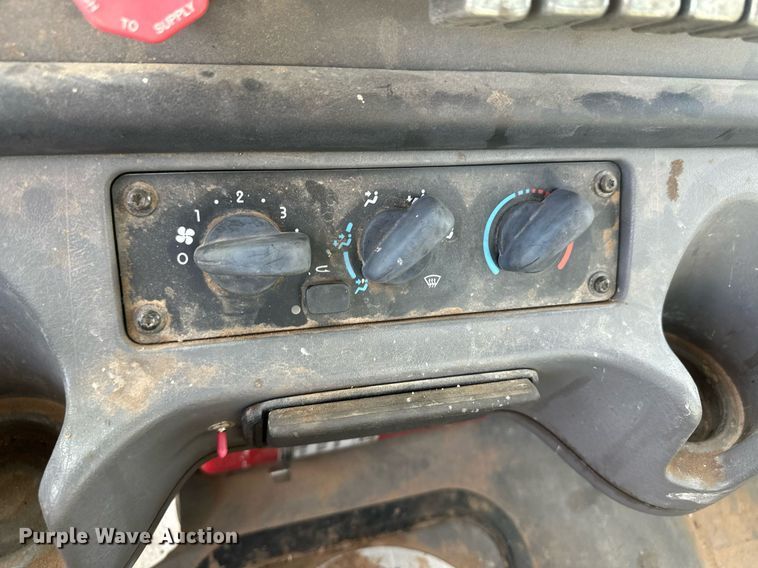 image for item EK9778 2007 Freightliner Business Class M2 106  bucket truck