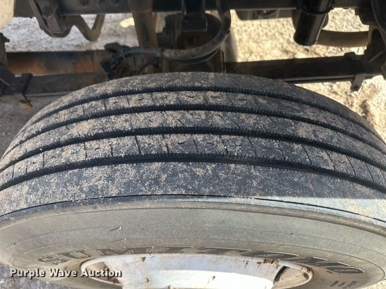 image for item EK9778 2007 Freightliner Business Class M2 106  bucket truck