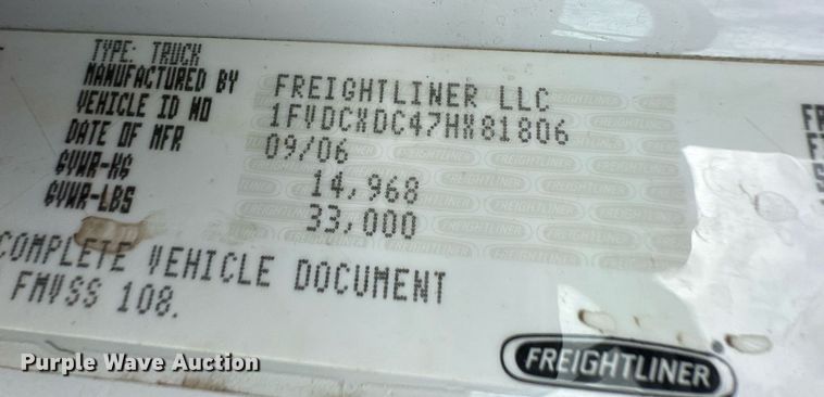 image for item EK9778 2007 Freightliner Business Class M2 106  bucket truck