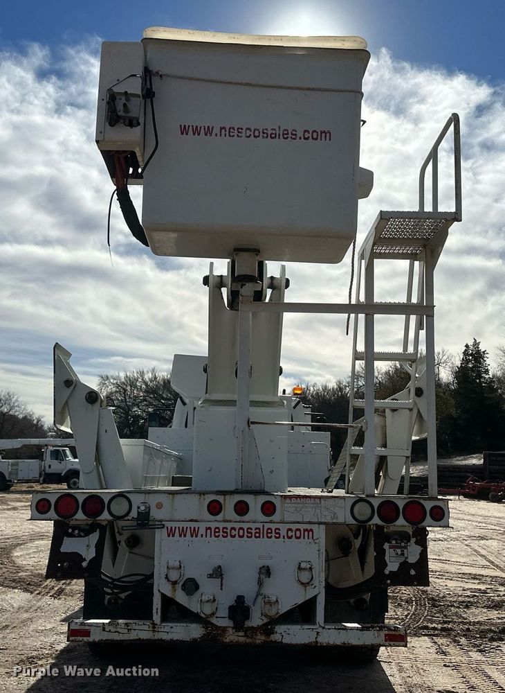 image for item EK9779 2007 Freightliner Business Class M2 106  bucket truck