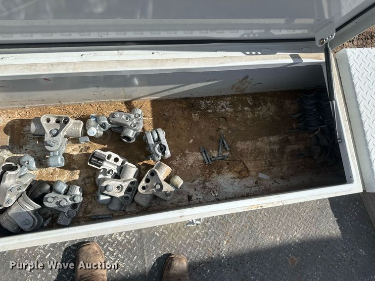 image for item EK9779 2007 Freightliner Business Class M2 106  bucket truck