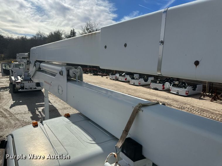 image for item EK9779 2007 Freightliner Business Class M2 106  bucket truck