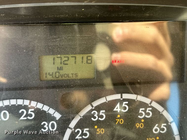 image for item EK9779 2007 Freightliner Business Class M2 106  bucket truck