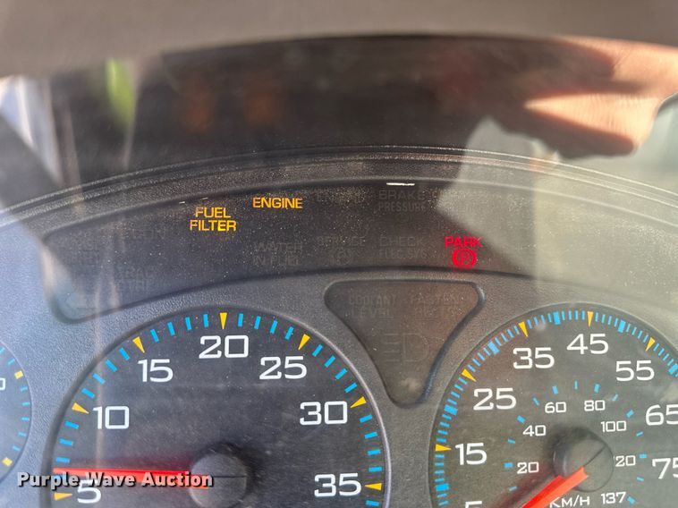 image for item EK9780 2007 International 7300  bucket truck