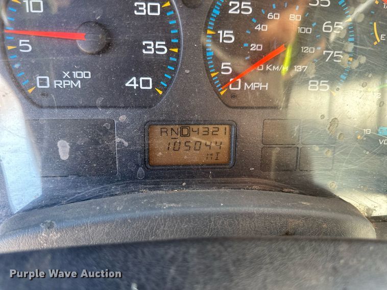 image for item EK9780 2007 International 7300  bucket truck