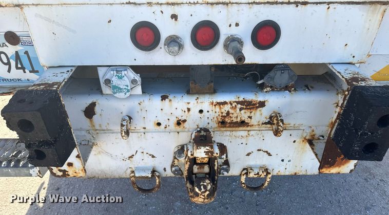 image for item EK9781 2007 International 4300  bucket truck