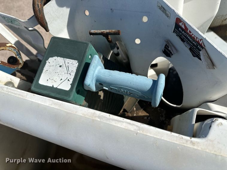 image for item EK9781 2007 International 4300  bucket truck