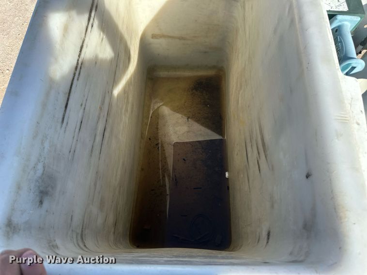 image for item EK9781 2007 International 4300  bucket truck