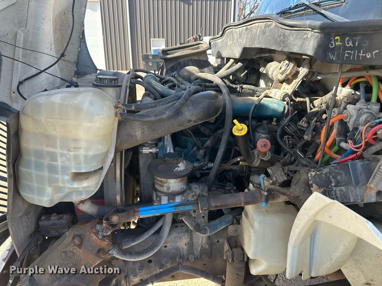 image for item EK9781 2007 International 4300  bucket truck