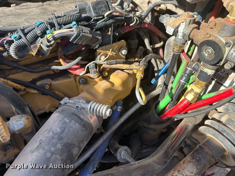 image for item EK9782 2005 Freightliner Business Class M2  bucket truck