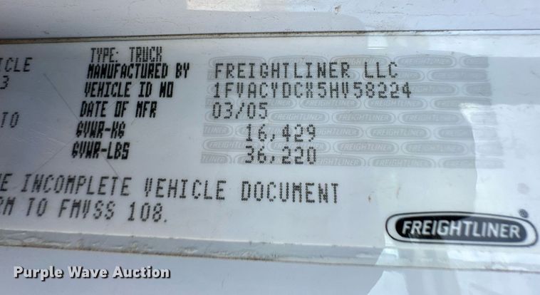 image for item EK9782 2005 Freightliner Business Class M2  bucket truck