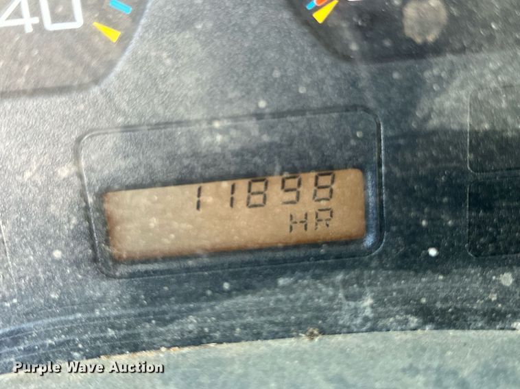 image for item EK9783 2007 International 4300  digger derrick truck