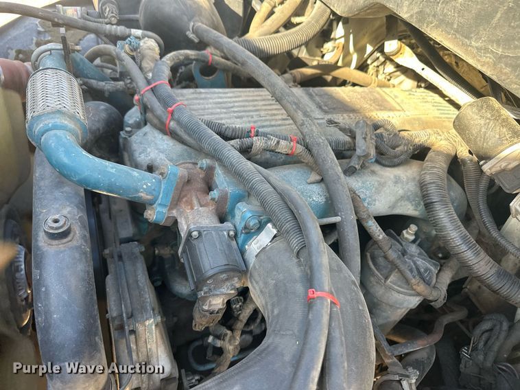 image for item EK9783 2007 International 4300  digger derrick truck