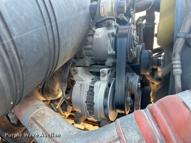 image for item EK9783 2007 International 4300  digger derrick truck