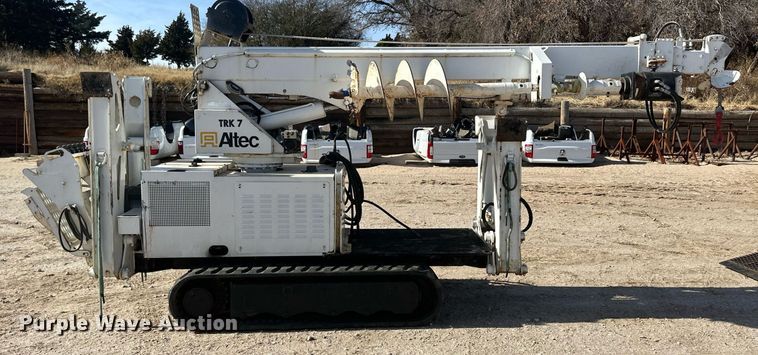 image for item EK9785 Altec DB37  mini digger derrick