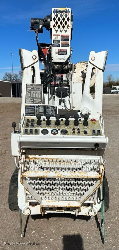 image for item EK9785 Altec DB37  mini digger derrick