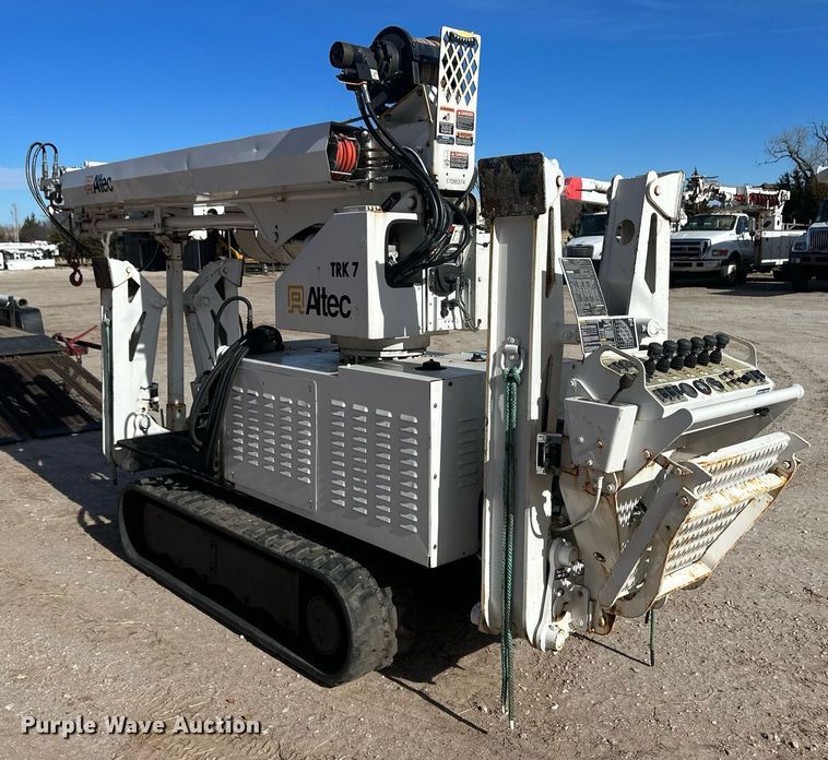 image for item EK9785 Altec DB37  mini digger derrick