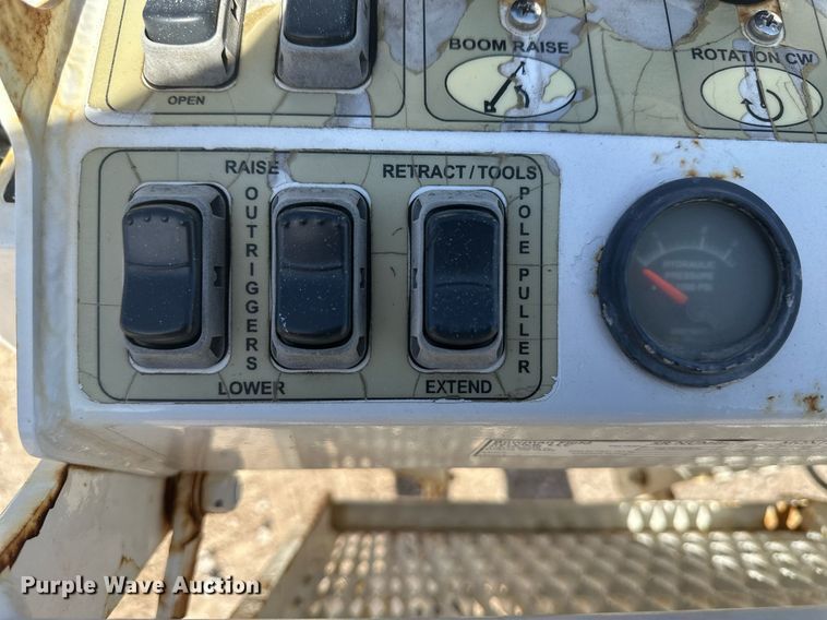 image for item EK9785 Altec DB37  mini digger derrick