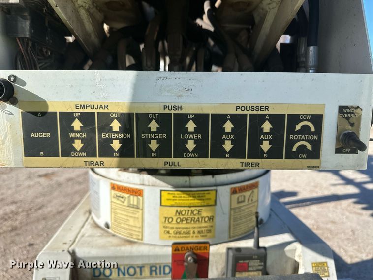 image for item EK9786 2015 SDP EZ Hauler 5500  mini digger derrick