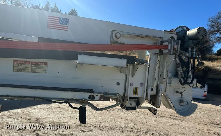 image for item EK9786 2015 SDP EZ Hauler 5500  mini digger derrick