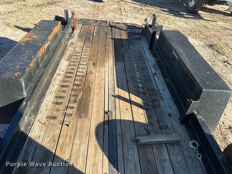 image for item EK9786 2015 SDP EZ Hauler 5500  mini digger derrick