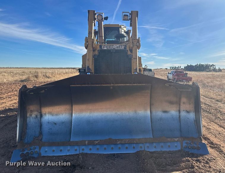 image for item EK9805 2000 Caterpillar D8R  dozer