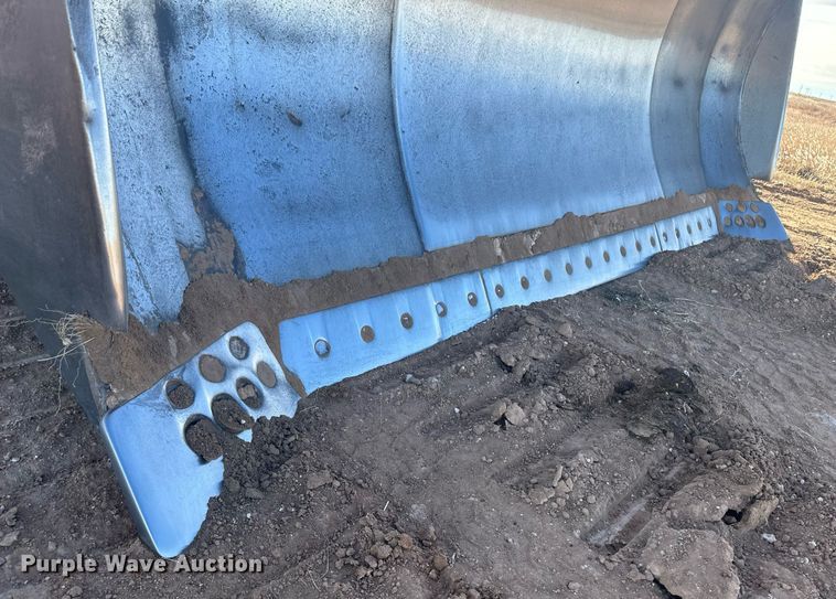 image for item EK9805 2000 Caterpillar D8R  dozer