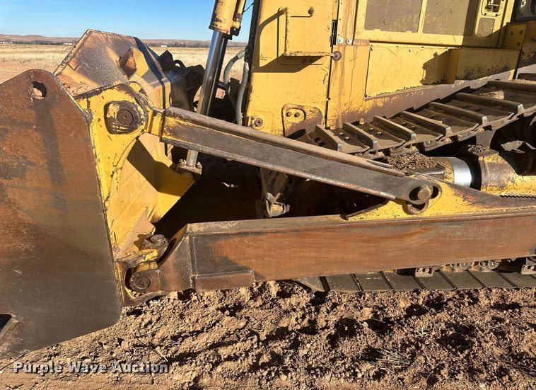 image for item EK9805 2000 Caterpillar D8R  dozer
