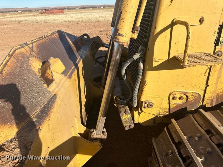 image for item EK9805 2000 Caterpillar D8R  dozer