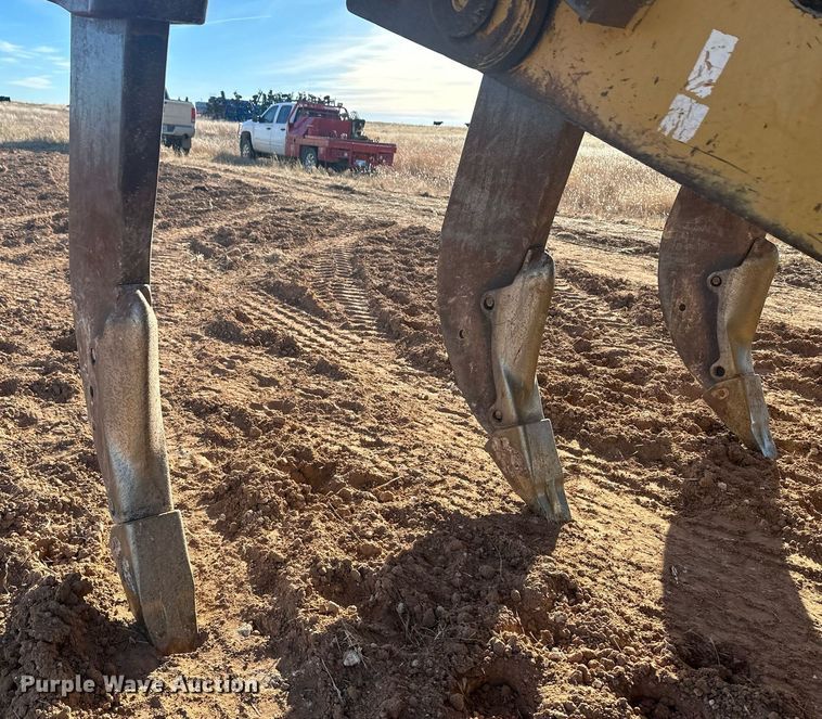 image for item EK9805 2000 Caterpillar D8R  dozer