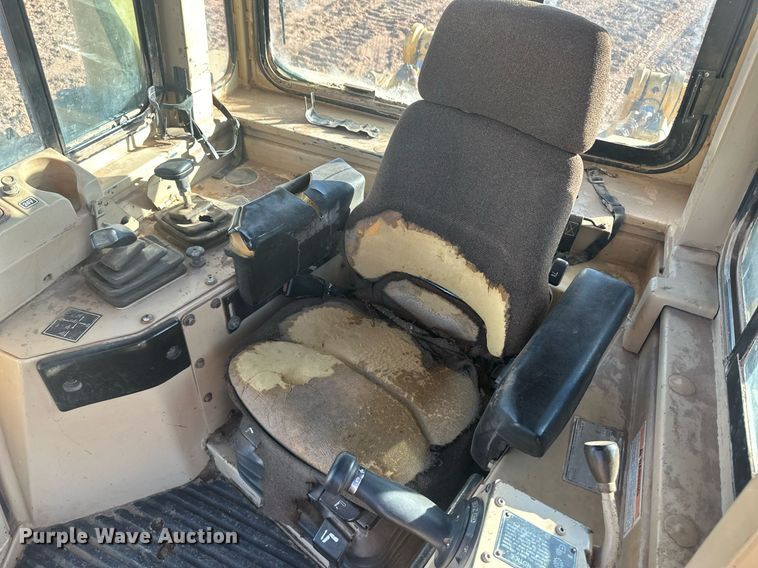 image for item EK9805 2000 Caterpillar D8R  dozer