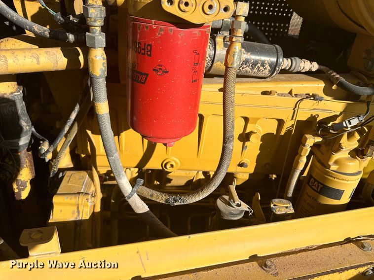 image for item EK9805 2000 Caterpillar D8R  dozer