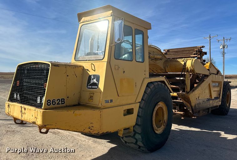 image for item EK9810 1990 John Deere 862B  elevating scraper